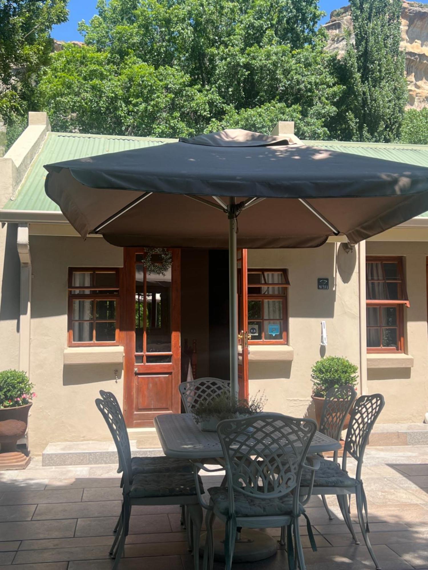 Zwartmodder Clarens Apartment ภายนอก รูปภาพ