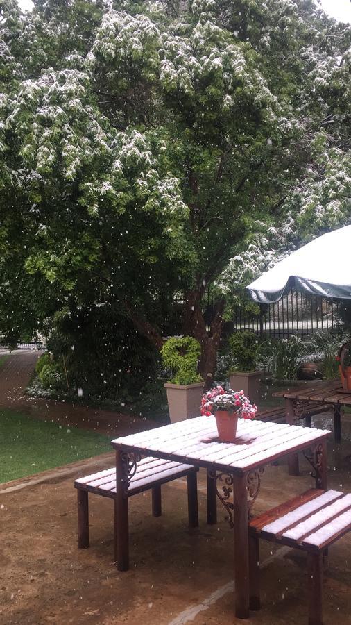 Zwartmodder Clarens Apartment ภายนอก รูปภาพ